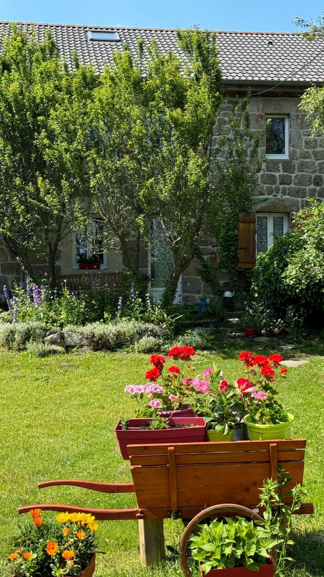 Le Mazel Villa Saint-Agrève Exteriör bild