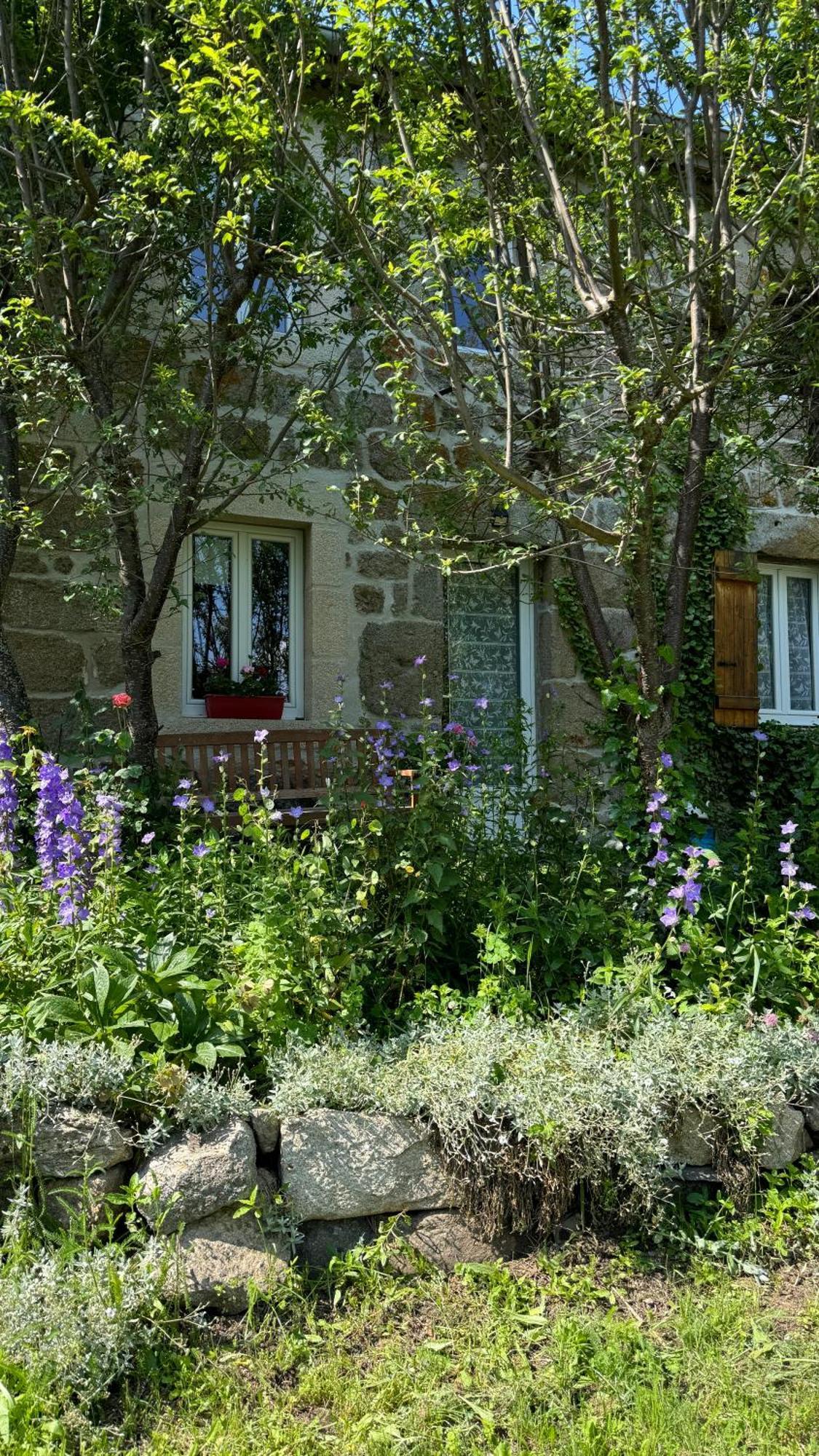 Le Mazel Villa Saint-Agrève Exteriör bild